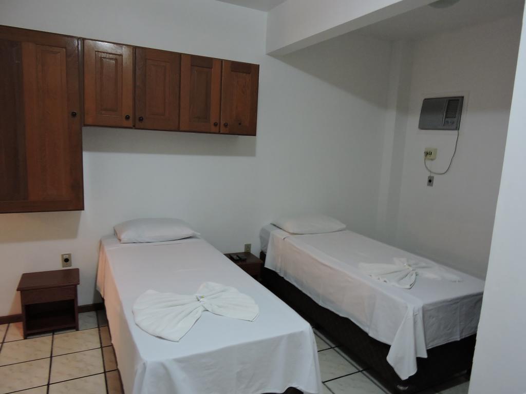 Rede Hs Hotelaria Florianópolis Zimmer foto